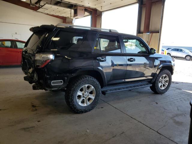 JTEBU5JR9J5565662 - 2018 TOYOTA 4RUNNER SR5/SR5 PREMIUM BLACK photo 3