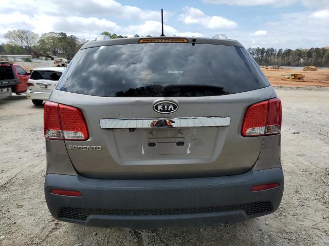 5XYKT4A16BG042961 - 2011 KIA SORENTO BASE GRAY photo 6