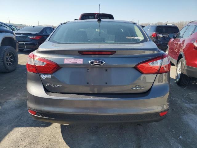 1FAHP3F28CL435379 - 2012 FORD FOCUS SE GRAY photo 6