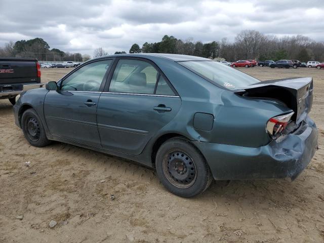 4T1BE32K55U062211 - 2005 TOYOTA CAMRY LE GREEN photo 2