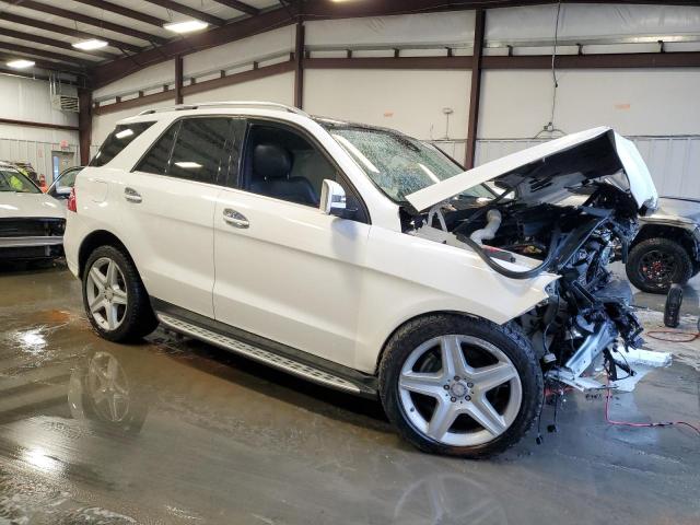 4JGDA5HB2EA364886 - 2014 MERCEDES-BENZ ML 350 4MATIC WHITE photo 4
