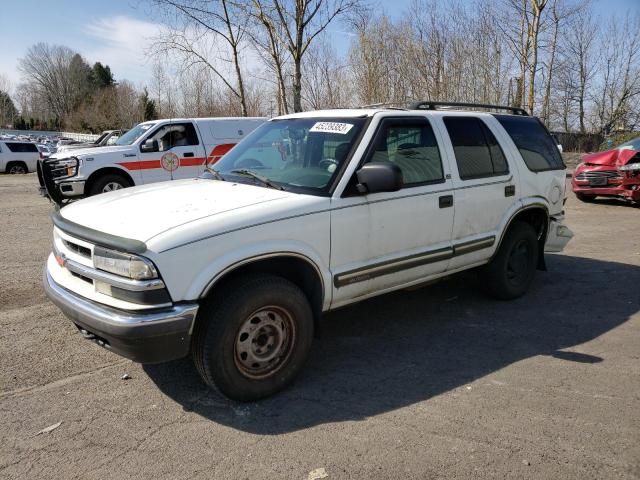 1GNDT13W0X2173974 - 1999 CHEVROLET BLAZER WHITE photo 1