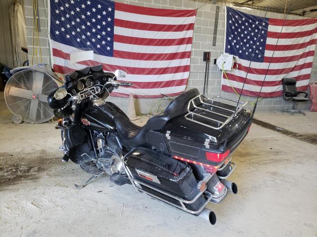 1HD1FCW196Y705196 - 2006 HARLEY-DAVIDSON FLHTCUI 黑色 照片 3