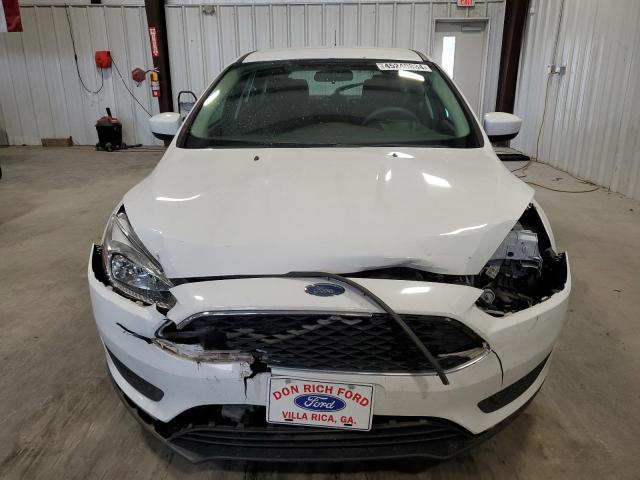 1FADP3K29JL212558 - 2018 FORD FOCUS SE WHITE photo 5