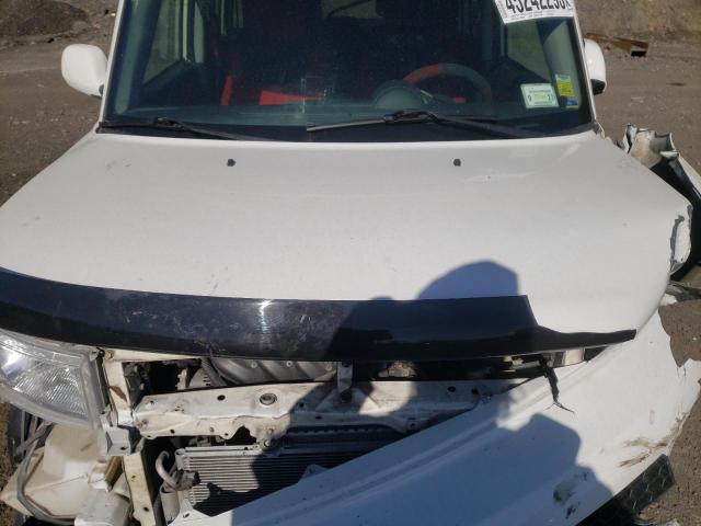 JTLKT324264080439 - 2006 TOYOTA SCION XB 白色 照片 11