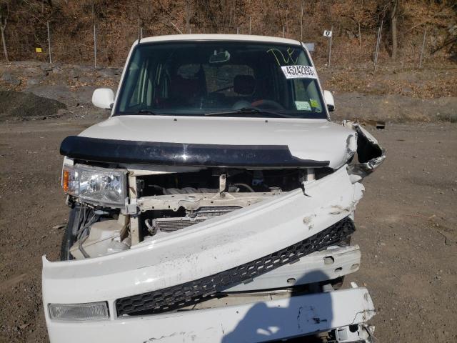 JTLKT324264080439 - 2006 TOYOTA SCION XB 白色 照片 5