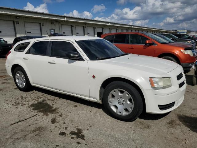 2D4FV47T18H142306 - 2008 DODGE MAGNUM WHITE photo 4