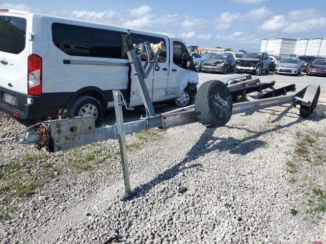 47GAD323XBB000240 - 2011 VENT TRAILER SILVER photo 2