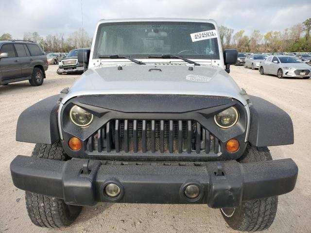 1C4HJWDG1CL141494 - 2012 JEEP WRANGLER U SPORT SILVER photo 5