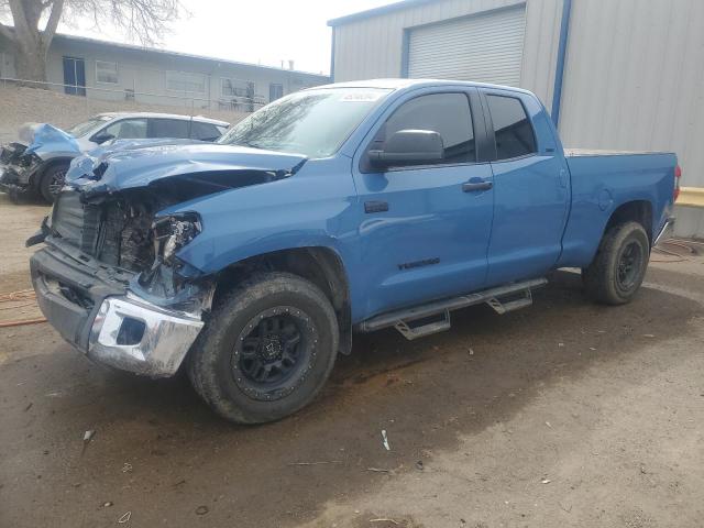 5TFUY5F14KX826156 - 2019 TOYOTA TUNDRA DOUBLE CAB SR/SR5 BLUE photo 1