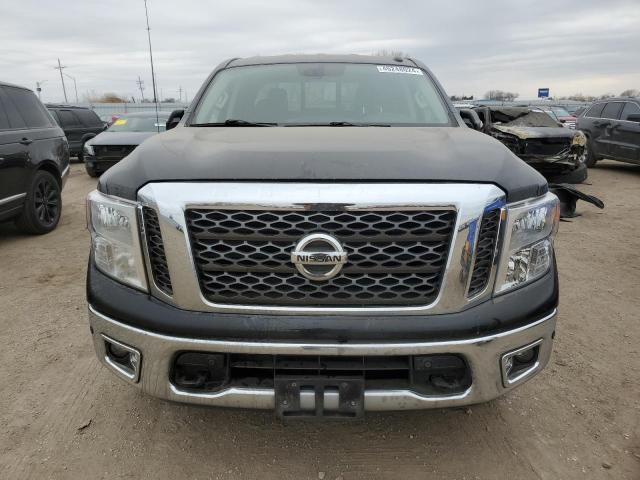 1N6AA1E5XHN559935 - 2017 NISSAN TITAN SV BLACK photo 5