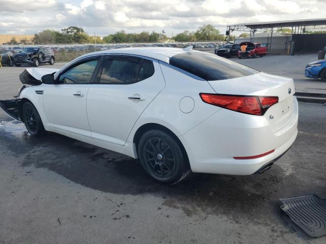 KNAGM4A78D5422481 - 2013 KIA OPTIMA LX WHITE photo 2