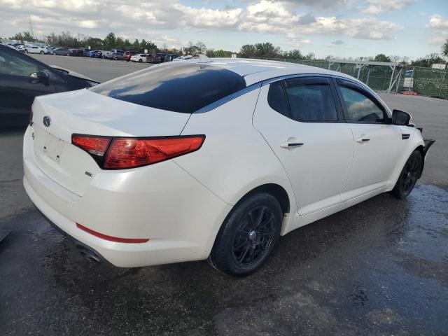 KNAGM4A78D5422481 - 2013 KIA OPTIMA LX WHITE photo 3