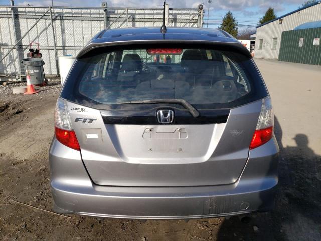 JHMGE88419S054915 - 2009 HONDA FIT SPORT SILVER photo 6