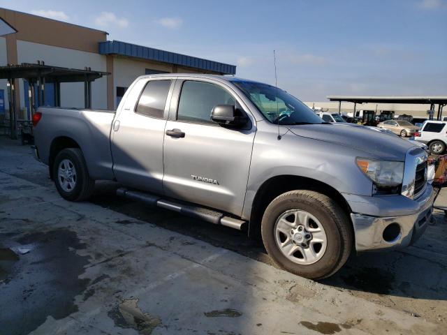 5TFRU541X8X008122 - 2008 TOYOTA TUNDRA DOUBLE CAB GRAY photo 4