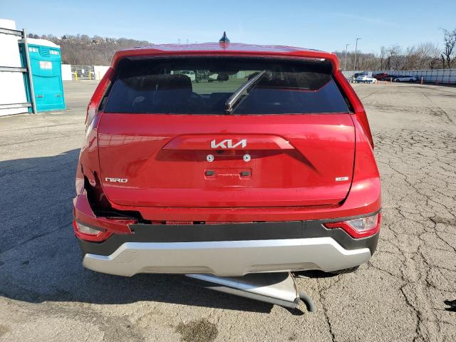 KNDCP3LE5P5100268 - 2023 KIA NIRO LX RED photo 6