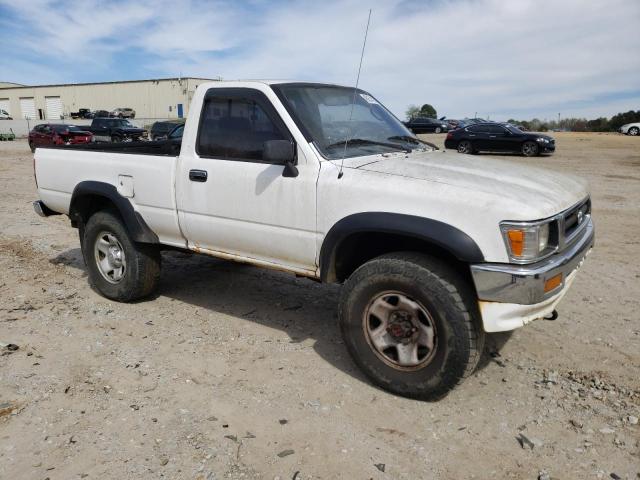 4TARN01P1PZ100999 - 1993 TOYOTA PICKUP 1/2 TON SHORT WHEELBASE DX WHITE photo 4