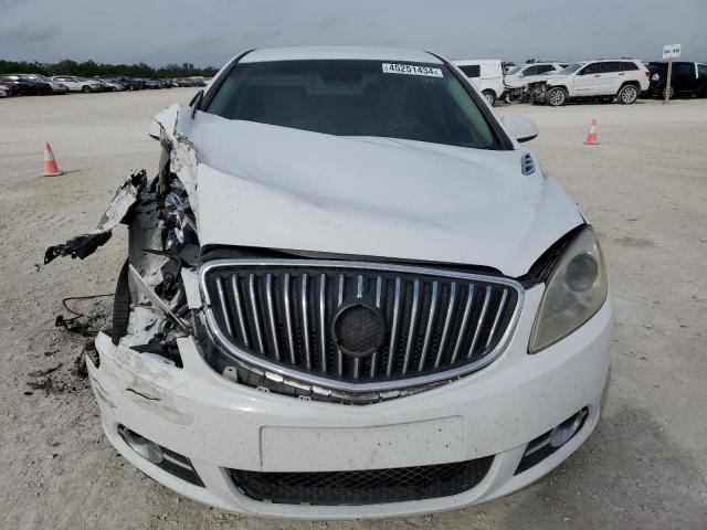 1G4PP5SK2C4187644 - 2012 BUICK VERANO WHITE photo 5