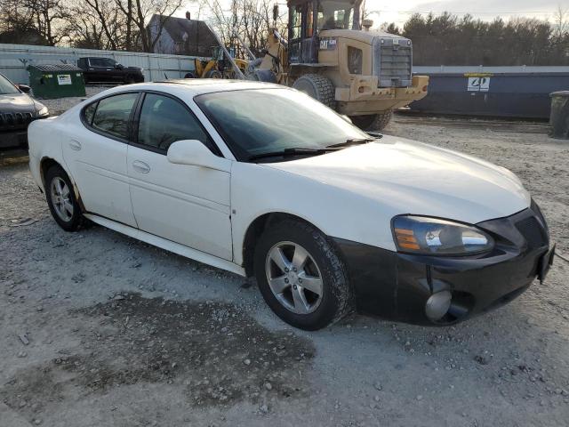 2G2WP552781184631 - 2008 PONTIAC GRAND PRIX WHITE photo 4