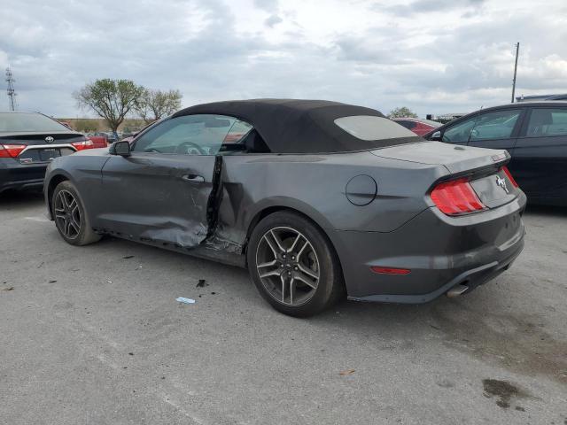 1FATP8UH3J5117864 - 2018 FORD MUSTANG GRAY photo 2