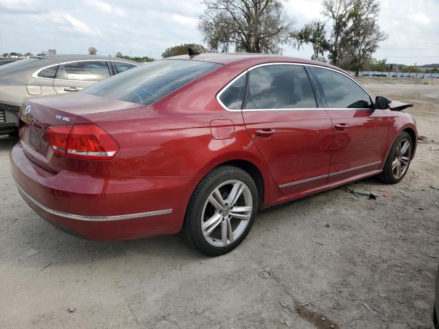 1VWCV7A38FC057390 - 2015 VOLKSWAGEN PASSAT SEL RED photo 3