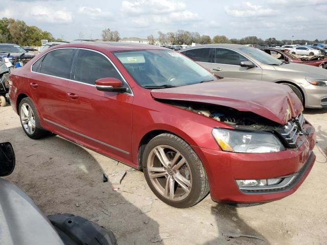 1VWCV7A38FC057390 - 2015 VOLKSWAGEN PASSAT SEL RED photo 4