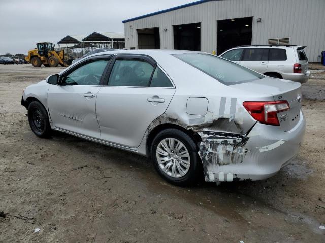 4T1BF1FKXDU686063 - 2013 TOYOTA CAMRY L SILVER photo 2