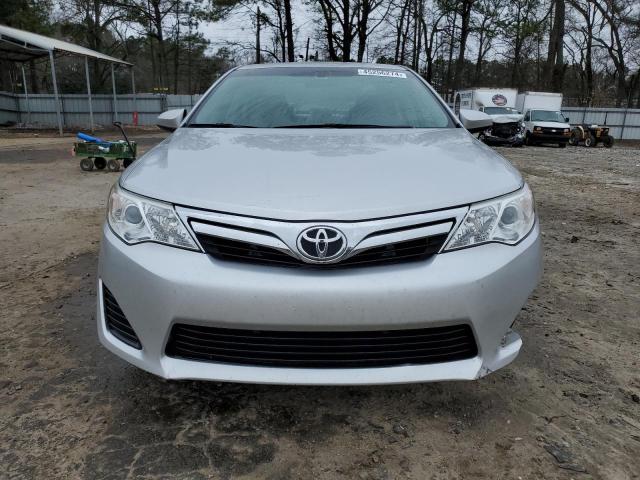 4T1BF1FKXDU686063 - 2013 TOYOTA CAMRY L SILVER photo 5