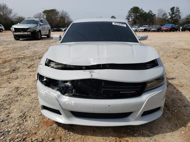 2C3CDXBG5FH725171 - 2015 DODGE CHARGER SE WHITE photo 5