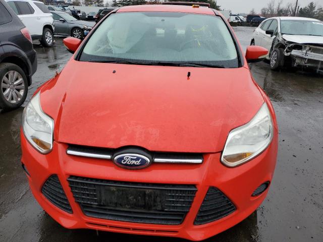 1FADP3F23DL135832 - 2013 FORD FOCUS SE RED photo 5