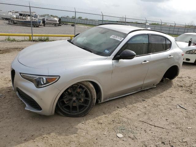 ZASPAJAN4M7D13424 - 2021 ALFA ROMEO STELVIO SPORT Silber Foto 1