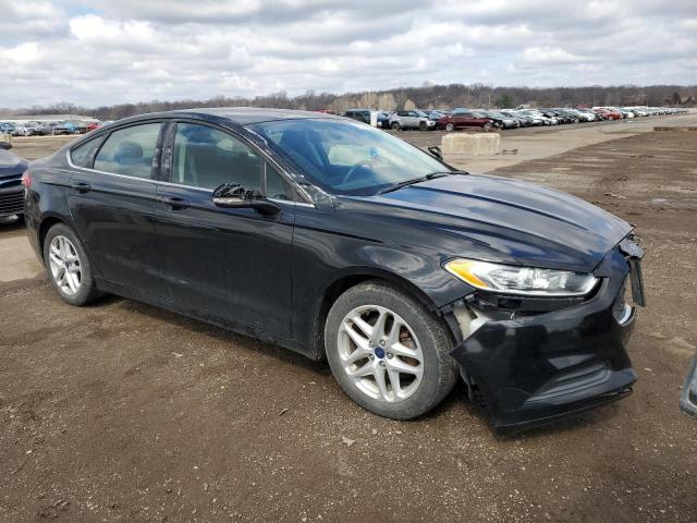 3FA6P0H77GR128095 - 2016 FORD FUSION SE BLACK photo 4