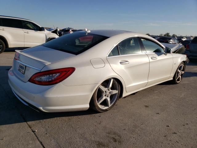 WDDLJ7DB1CA025718 - 2012 MERCEDES-BENZ CLS 550 WHITE photo 3