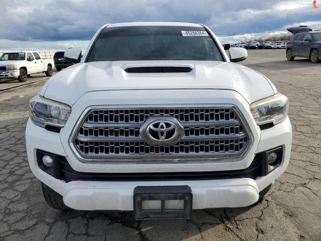 3TMBZ5DN4GM003900 - 2016 TOYOTA TACOMA DOUBLE CAB WHITE photo 5