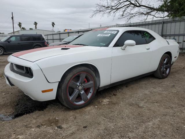 2C3CDYAG6DH562681 - 2013 DODGE CHALLENGER SXT WHITE photo 1