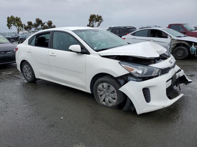 3KPA24AB5KE166756 - 2019 KIA RIO S WHITE photo 4