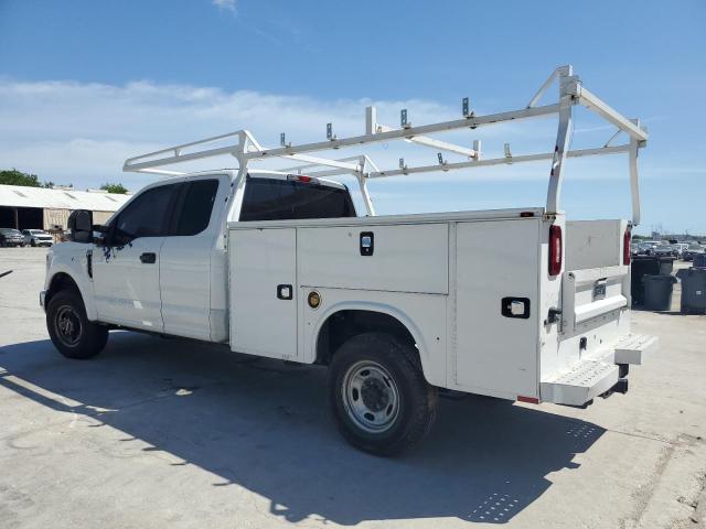 1FD7X2A61KEC84507 - 2019 FORD F250 SUPER DUTY WHITE photo 2