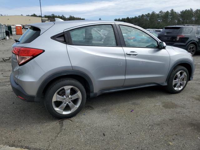 3CZRU6H38HM709730 - 2017 HONDA HR-V LX SILVER photo 3