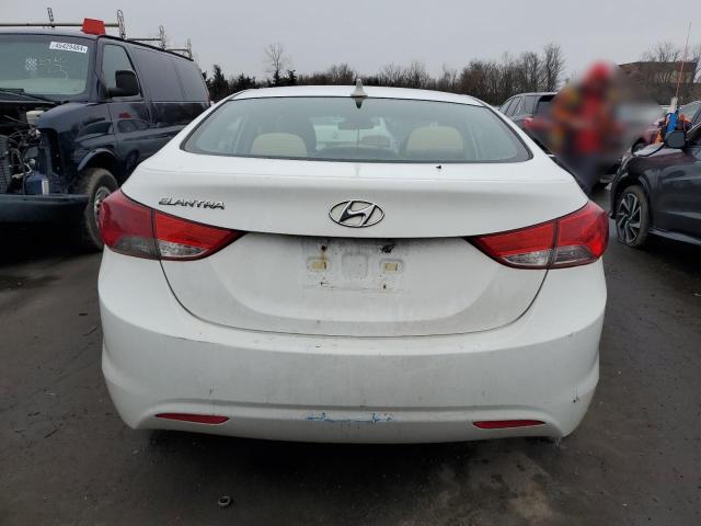 5NPDH4AE2DH318657 - 2013 HYUNDAI ELANTRA GLS WHITE photo 6