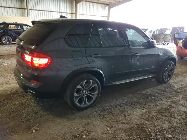 5UXZV8C51BL420476 - 2011 BMW X5 XDRIVE50I GRAY photo 3