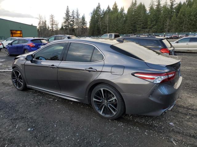 4T1K61BK1LU017930 - 2020 TOYOTA CAMRY XSE GRAY photo 2