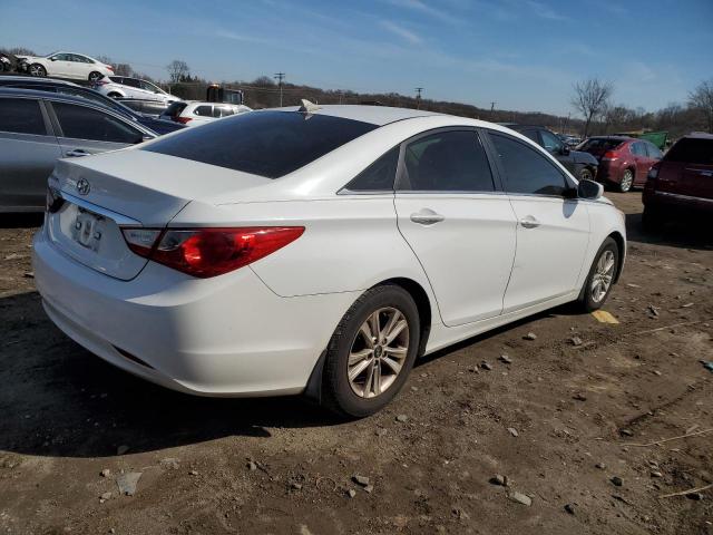 5NPEB4AC1CH482615 - 2012 HYUNDAI SONATA GLS WHITE photo 3