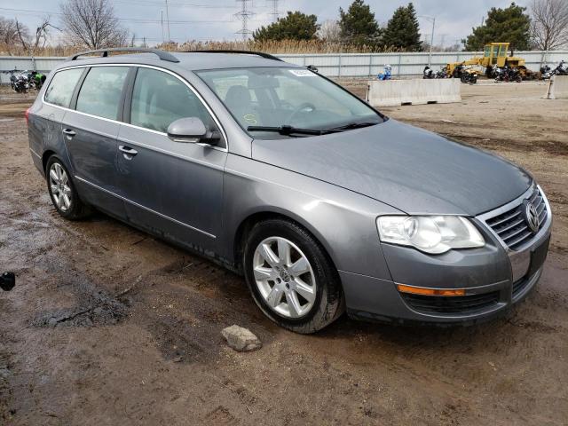 WVWLK73C27E090531 - 2007 VOLKSWAGEN PASSAT 2.0T WAGON VALUE GRAY photo 4