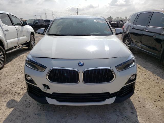 WBXYJ3C58KEP77690 - 2019 BMW X2 SDRIVE28I WHITE photo 5