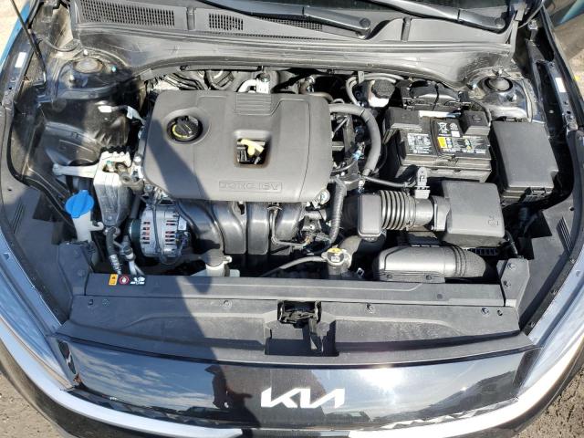 3KPF24AD6PE612458 - 2023 KIA FORTE LX BLACK photo 11