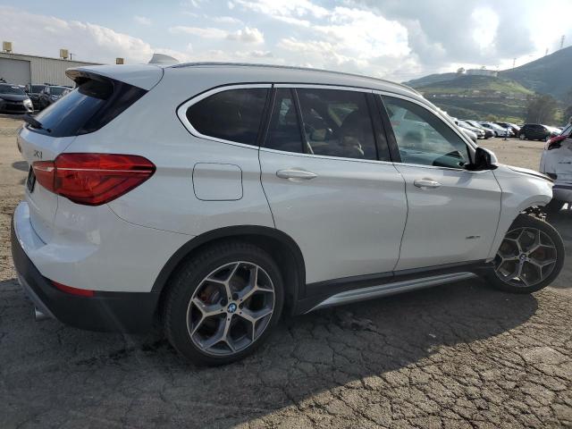 WBXHT3Z31G4A48107 - 2016 BMW X1 XDRIVE28I WHITE photo 3