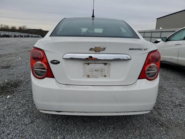 1G1JC5SH7D4242111 - 2013 CHEVROLET SONIC LT WHITE photo 6