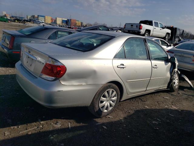 4T1BE32K15U634438 - 2005 TOYOTA CAMRY LE SILVER photo 3