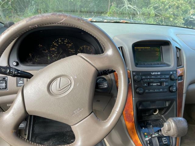 JT6GF10U9X0043145 - 1999 LEXUS RX 300 WHITE photo 9