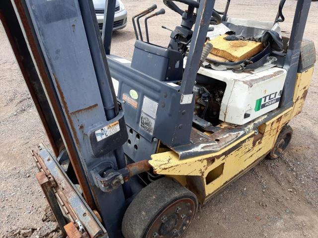 A15E02340 - 2002 TCM FORKLIFT YELLOW photo 9